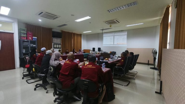 Jurusan Administrasi Publik FISIP ULM Gelar Rapat Persiapan Mata Kuliah Semester Ganjil 2026/2027